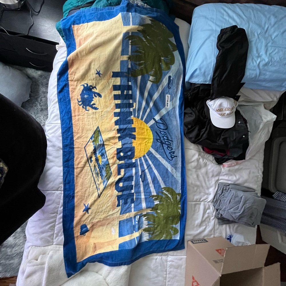 Dodgers Think Blue Beach Towel - Blue and Yellow